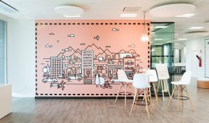 Interiorismo grafico oficinas Direct Seguros Madrid