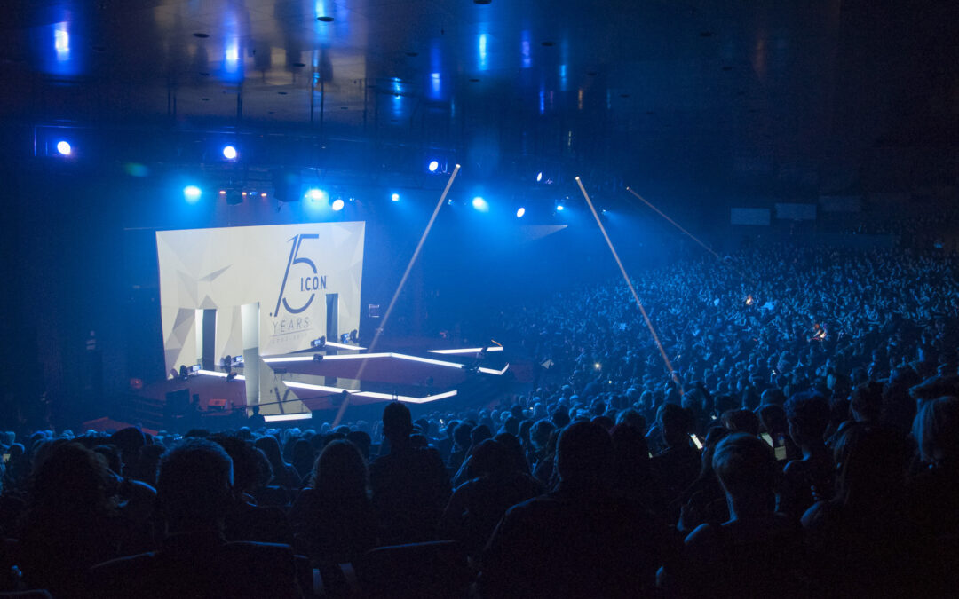 escenografia evento I.C.O.N. escenario auditorio desfiles peluqueria