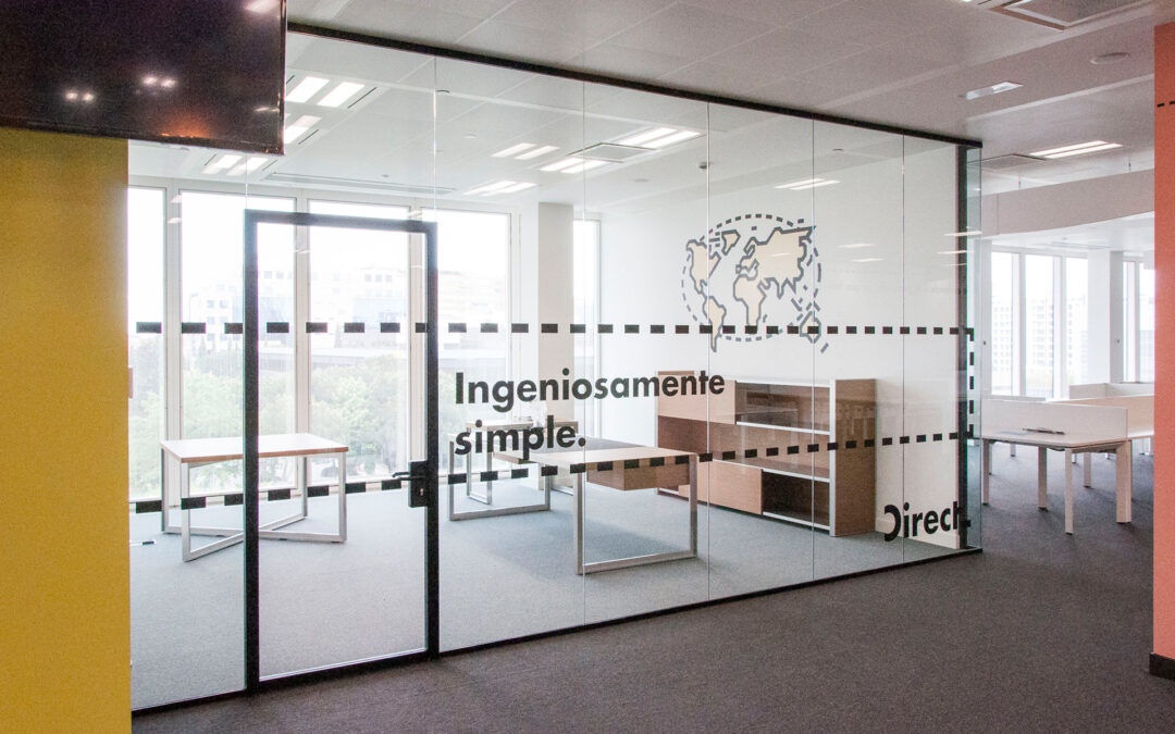 Interiorismo grafico oficinas Direct Seguros Madrid