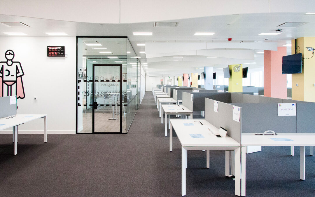 Interiorismo grafico oficinas Direct Seguros Madrid